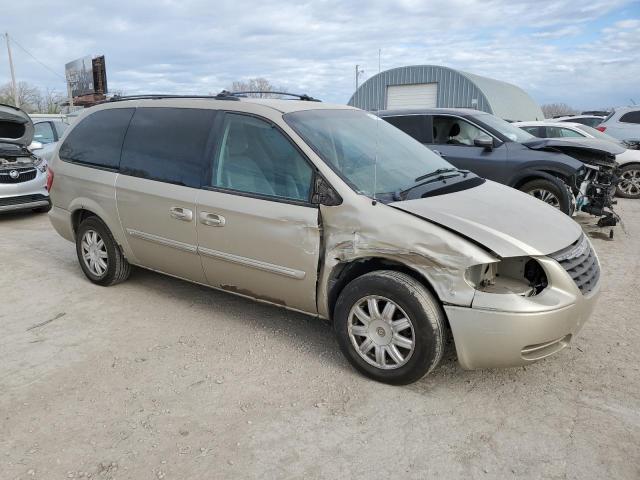 Photo 4 from auction – 2005 CHRYSLER TOWN & COU with VIN 2C4GP54L45R145521