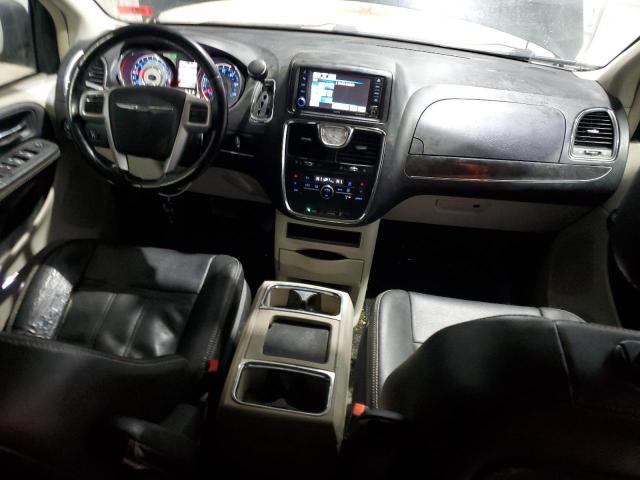 Photo 8 from auction – 2015 CHRYSLER TOWN & COU with VIN 2C4RC1BG4FR545440