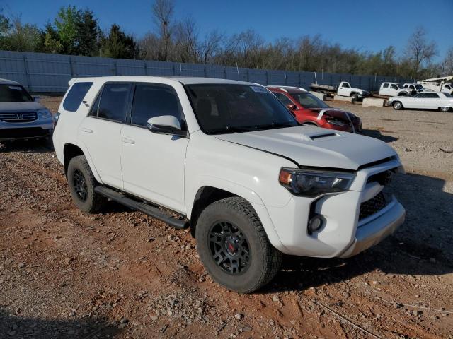 Photo 4 from auction – 2018 TOYOTA 4RUNNER SR with VIN JTEBU5JR0J5560995