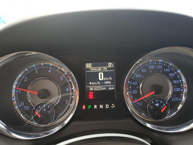 Photo 9 from auction – 2016 CHRYSLER TOWN & COU with VIN 2C4RC1GG0GR134241