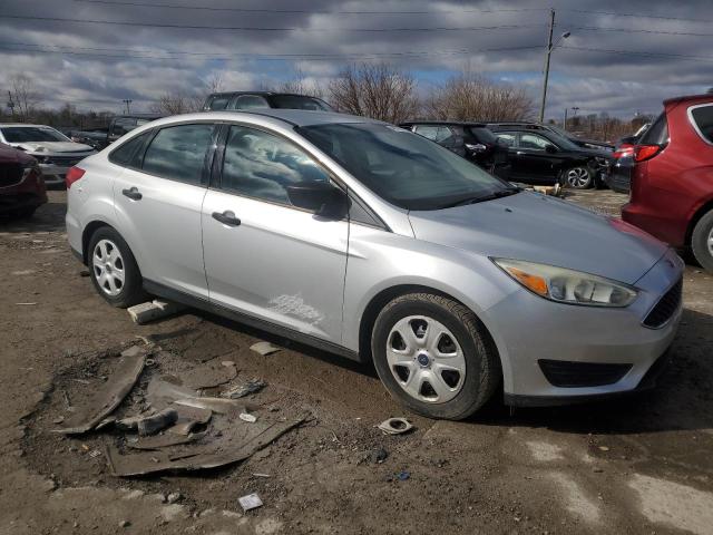 Photo 4 from auction – 2015 FORD FOCUS S with VIN 1FADP3E2XFL229484
