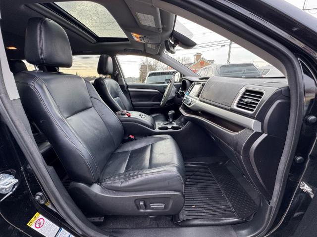 Photo 5 from auction – 2017 TOYOTA HIGHLANDER with VIN 5TDJZRFH0HS404923