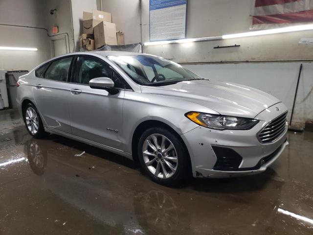 Photo 4 from auction – 2019 FORD FUSION SE with VIN 3FA6P0LU9KR143882
