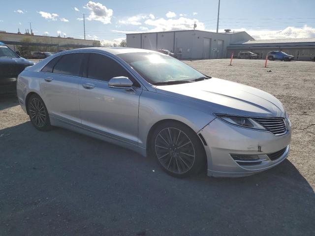 Photo 4 from auction – 2016 LINCOLN MKZ with VIN 3LN6L2GK2GR623601