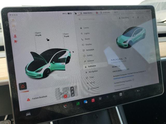 Снимка 9 от търг – 2018 TESLA MODEL 3 с VIN 5YJ3E1EA8JF032171