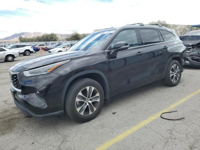TOYOTA HIGHLANDER 2021 with VIN 5TDHZRBH3MS077934 - Photo from auction