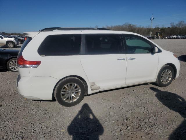 Photo 3 from auction – 2011 TOYOTA SIENNA XLE with VIN 5TDYK3DCXBS148577