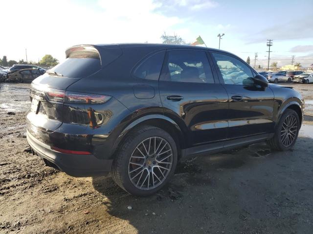 Photo 3 from auction – 2020 PORSCHE CAYENNE with VIN WP1AA2AY2LDA02538