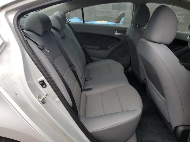 Photo 10 from auction – 2018 KIA FORTE LX with VIN 3KPFL4A72JE196164