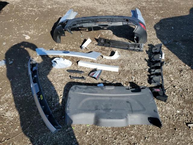 Photo 13 from auction – 2017 FORD ESCAPE SE with VIN 1FMCU0GD6HUA40867