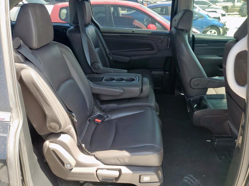 Photo 11 from auction – 2018 HONDA ODYSSEY EX with VIN 5FNRL6H75JB024641