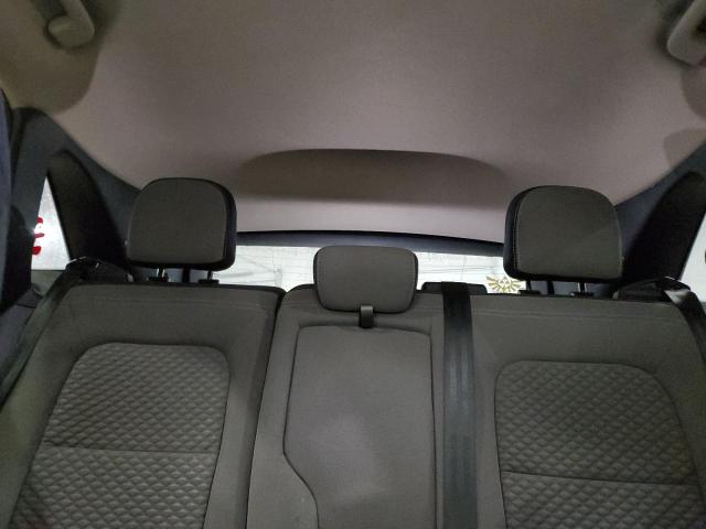Photo 10 from auction – 2020 FORD ESCAPE SE with VIN 1FMCU9G69LUC25638