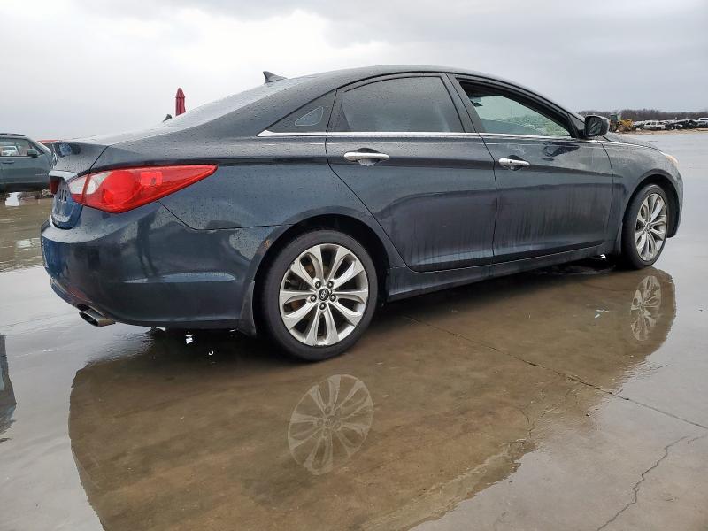 Photo 3 from auction – 2011 HYUNDAI SONATA SE with VIN 5NPEC4AC3BH125965