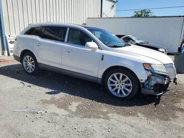 Photo 4 from auction – 2010 LINCOLN MKT with VIN 2LMHJ5FR8ABJ25976