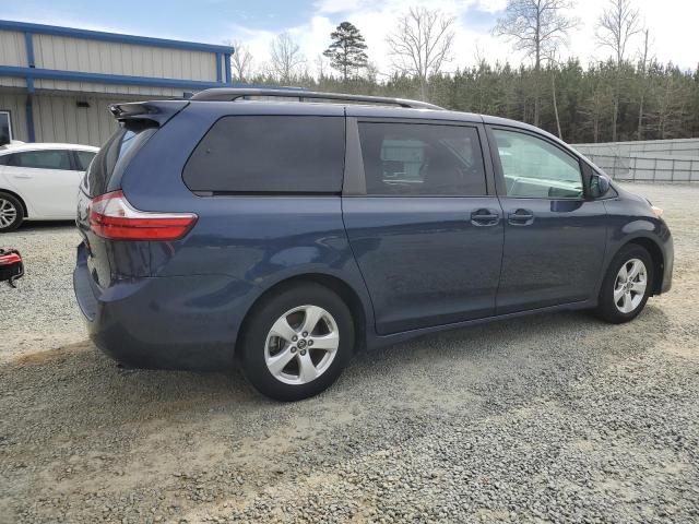 Photo 3 from auction – 2018 TOYOTA SIENNA LE with VIN 5TDKZ3DC4JS906347