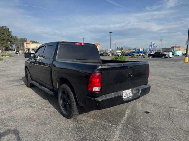 صورة رقم 3 من المزاد - 2018 RAM 1500 ST مع VIN 1C6RR6KG7JS229539