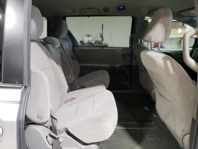 Photo 11 from auction – 2017 TOYOTA SIENNA LE with VIN 5TDKZ3DC7HS896097