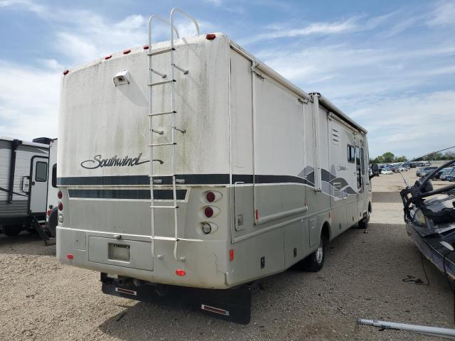 Photo 4 from auction – 2004 SOWI MOTOR HOME with VIN 5B4MP67G943389007