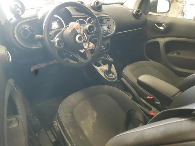 Photo 8 from auction – 2016 SMART FORTWO with VIN WMEFJ5DA1GK076351