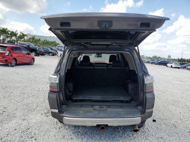 Photo 6 from auction – 2015 TOYOTA 4RUNNER SR with VIN JTEBU5JR9F5227265