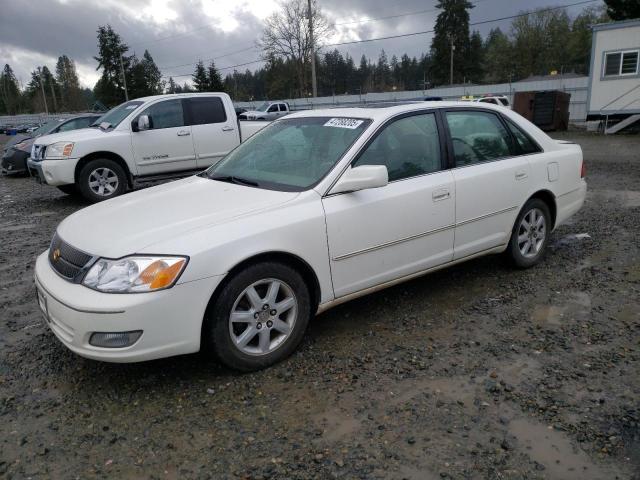 TOYOTA AVALON XL 2000 with VIN 4T1BF28B5YU069128 - Photo from auction