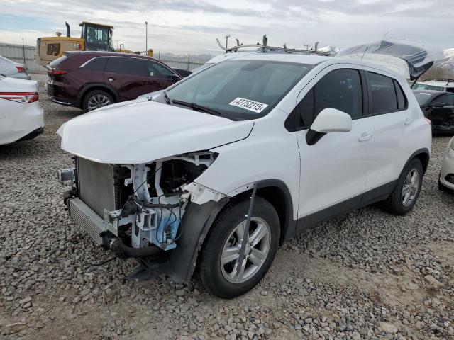 CHEVROLET TRAX LS 2020 with VIN 3GNCJKSB1LL313075 - Photo from auction