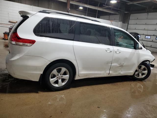 Photo 3 from auction – 2012 TOYOTA SIENNA LE with VIN 5TDKK3DC1CS220239