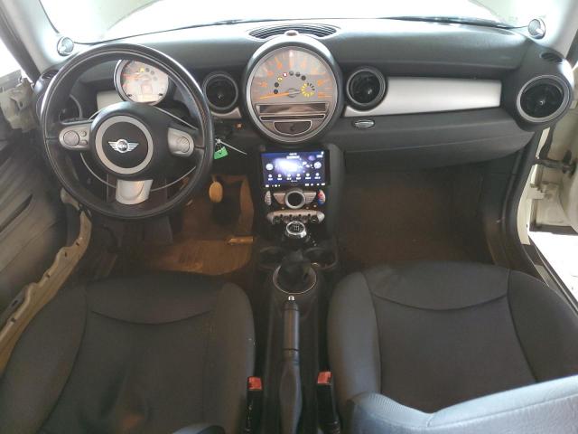 Снимка 8 от търг – 2010 MINI COOPER CLU с VIN WMWML3C51ATX52238