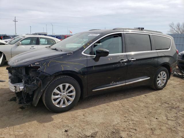 CHRYSLER PACIFICA T 2017 with VIN 2C4RC1BG0HR609220 - Photo from auction