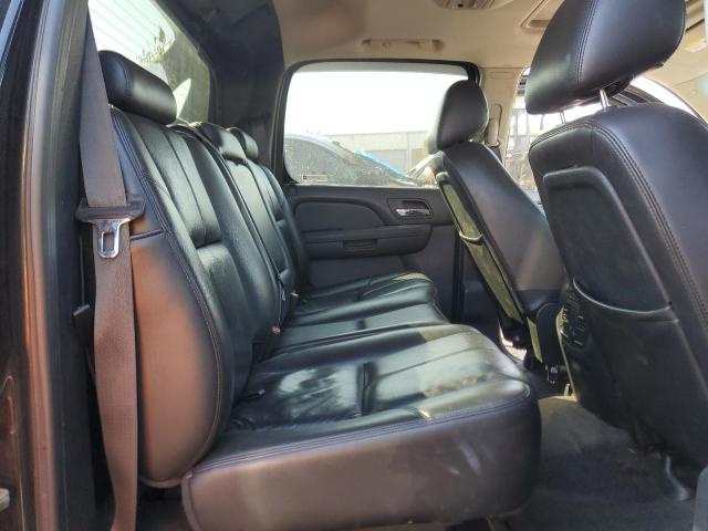 Photo 11 from auction – 2011 CHEVROLET AVALANCHE with VIN 3GNTKFE34BG151846