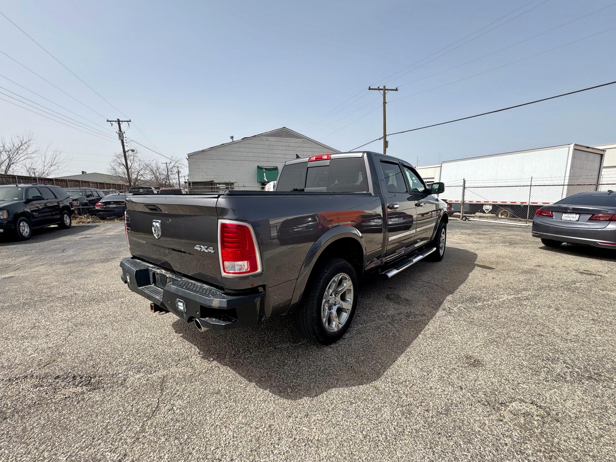 Photo 4 from auction – 2016 RAM 1500 LARAM with VIN 1C6RR7VT4GS248959