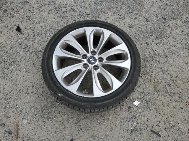 Фото 12 с аукциона – 2012 HYUNDAI SONATA SE с VIN 5NPEC4AB1CH469982