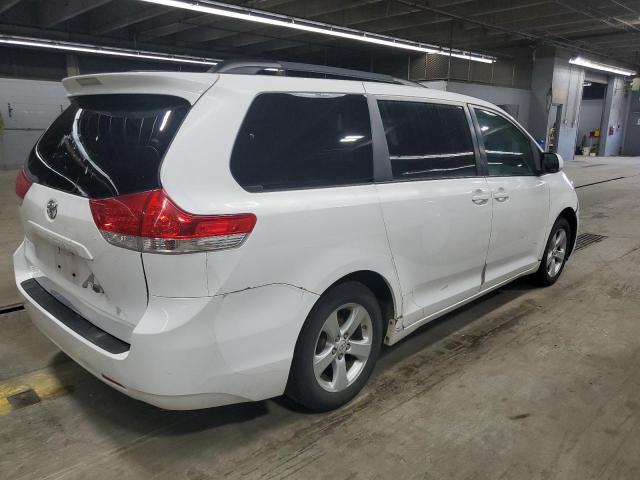Photo 3 from auction – 2011 TOYOTA SIENNA LE with VIN 5TDKK3DC5BS096717