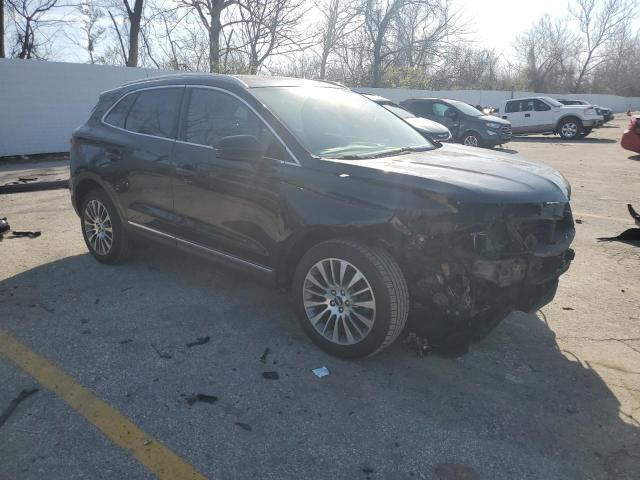 Photo 4 from auction – 2017 LINCOLN MKC RESERV with VIN 5LMCJ3C99HUL57597
