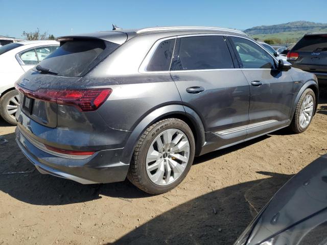 Zdjęcie 3 z aukcji – 2022 AUDI E-TRON S P z VIN WA1VCBGE5NB039991