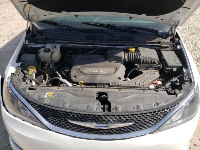 Photo 12 from auction – 2018 CHRYSLER PACIFICA T with VIN 2C4RC1BGXJR144693