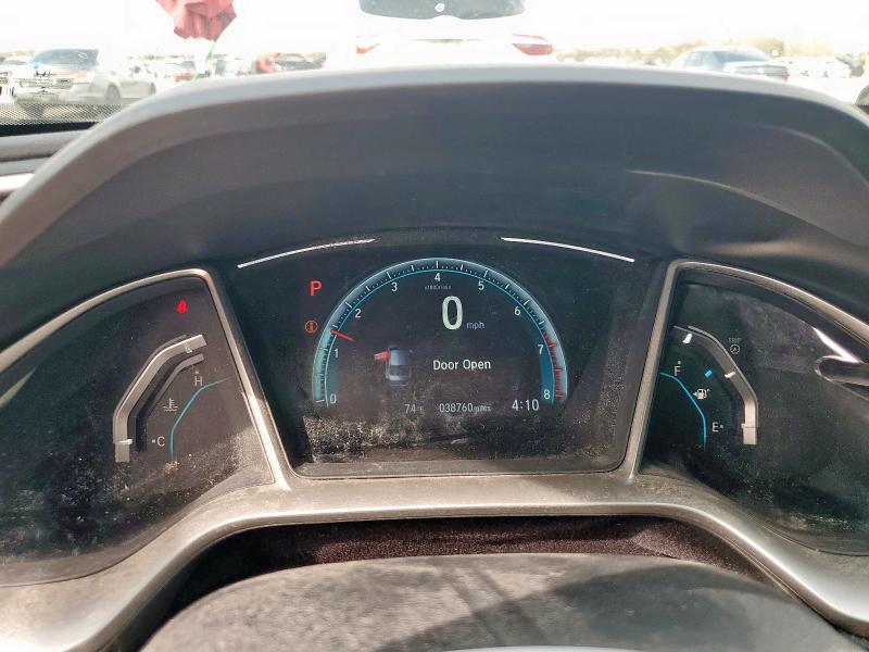 Фото 9 с аукциона – 2017 HONDA CIVIC EX с VIN 19XFC2F7XHE024052
