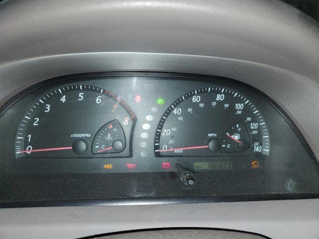 Photo 9 from auction – 2003 TOYOTA CAMRY LE with VIN 4T1BF32K03U560990