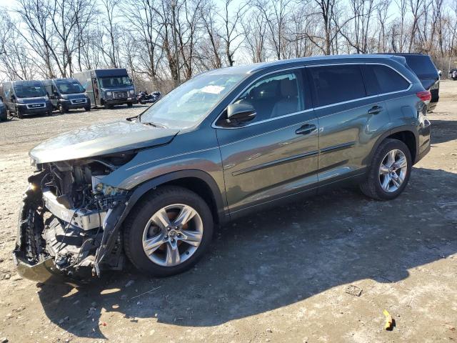 TOYOTA HIGHLANDER 2017 with VIN 5TDYZRFH3HS200034 - Photo from auction