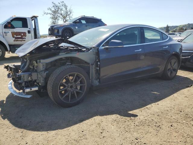 TESLA MODEL 3 2018 с VIN 5YJ3E1EA1JF025711 - Снимка от търг