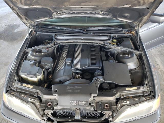 Снимка 11 от търг – 2003 BMW 325 XI с VIN WBAEU33433PH90917