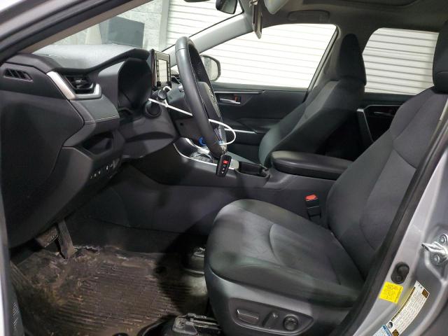 Photo 7 from auction – 2020 TOYOTA RAV4 XLE with VIN JTMP1RFV2LD054271