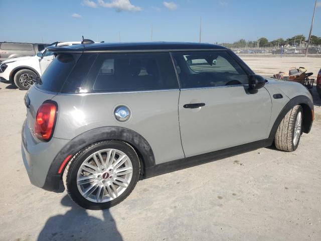 Photo 3 from auction – 2015 MINI COOPER S with VIN WMWXP7C5XF2A41047