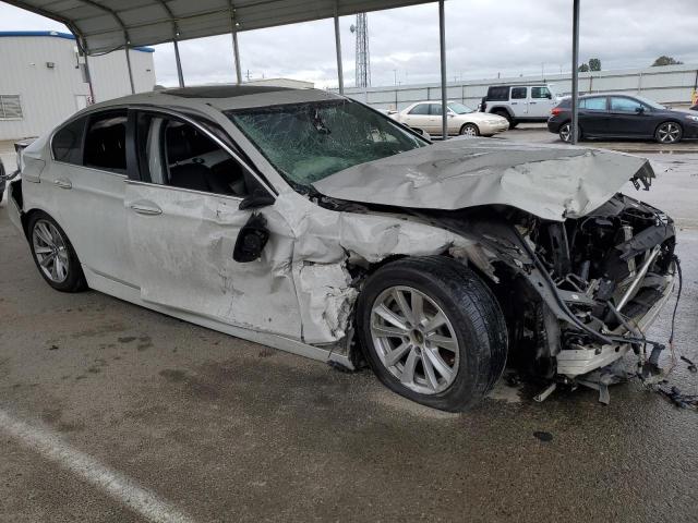 Снимка 4 от търг – 2016 BMW 528 I с VIN WBA5A5C57GD527461