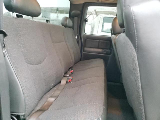 Photo 10 from auction – 2003 CHEVROLET SILVERADO with VIN 2GCEC19X531188820