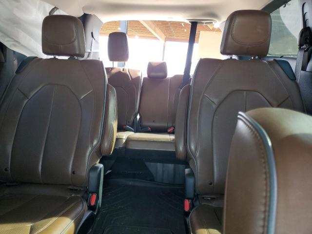 Фото 10 с аукциона – 2018 CHRYSLER PACIFICA L с VIN 2C4RC1GG4JR174555