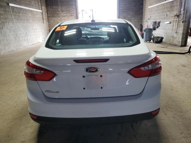 Снимка 6 от търг – 2014 FORD FOCUS S с VIN 1FADP3E2XEL112860