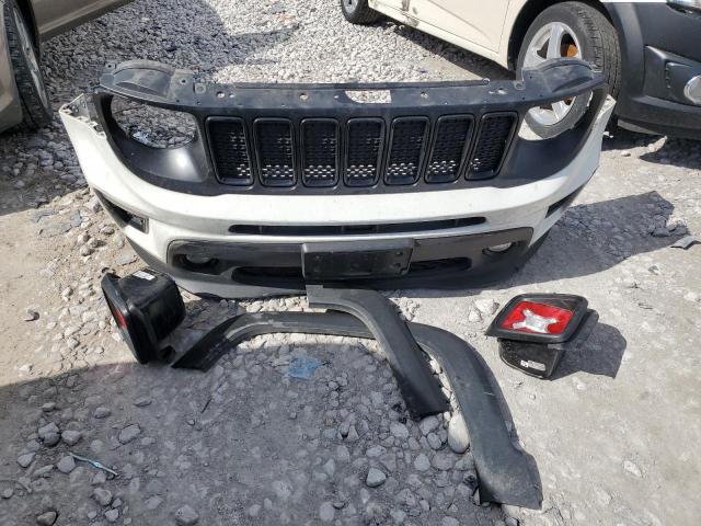Снимка 12 от търг – 2022 JEEP RENEGADE с VIN ZACNJDE19NPN68323