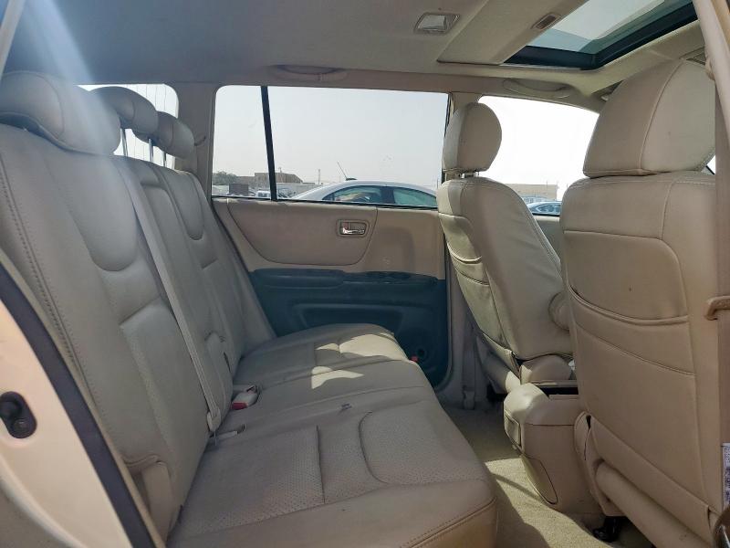 Photo 11 from auction – 2002 TOYOTA HIGHLANDER with VIN JTEGF21A520070575
