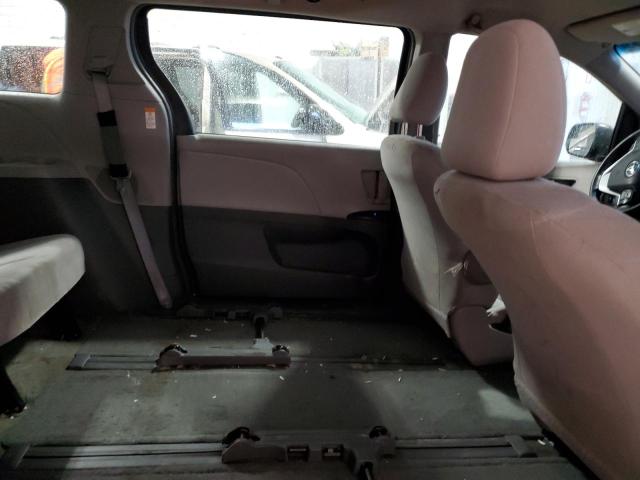 Photo 11 from auction – 2015 TOYOTA SIENNA with VIN 5TDZK3DC6FS644020